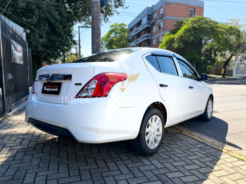 VERSA 1.6 V-DRIVE PLUS 16V FLEX 4P AUTOMÁTICO - 2021 - NOVO HAMBURGO