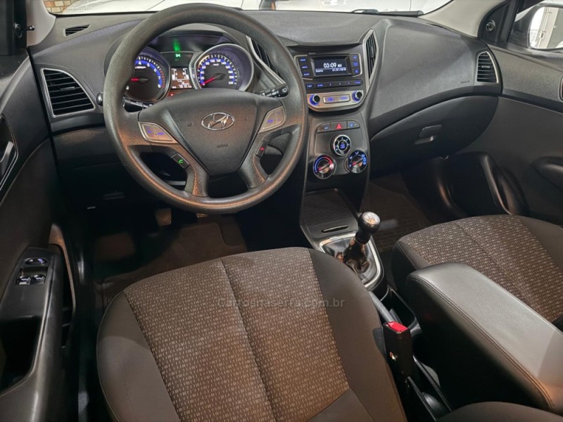 HB20 1.0 COMFORT 12V FLEX 4P MANUAL - 2017 - SãO LEOPOLDO