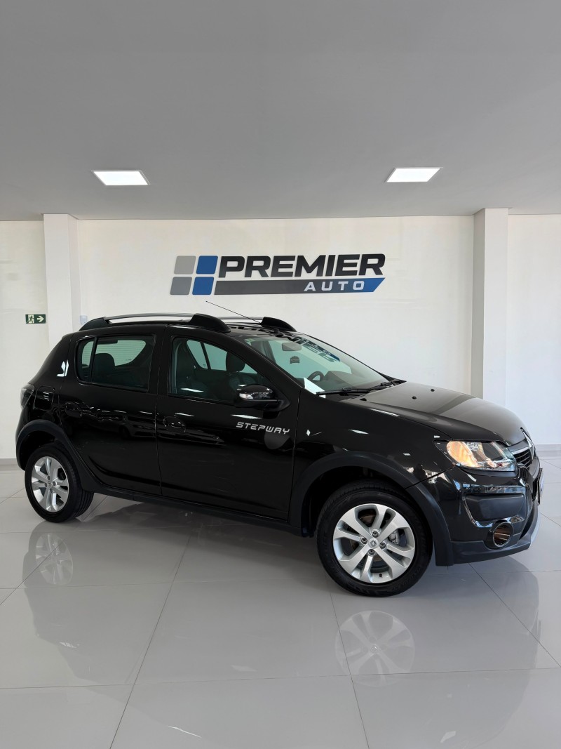 sandero 1.6 stepway 16v flex 4p manual 2015 caxias do sul