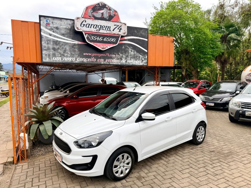 ka 1.0 se 12v flex 4p manual 2020 tres coroas