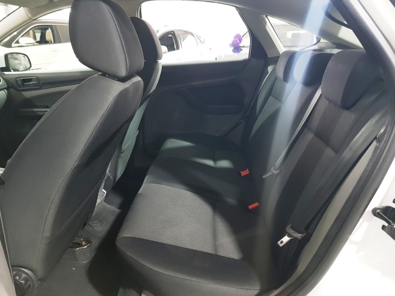 FOCUS 1.6 GLX SIGMA 16V FLEX 4P MANUAL - 2013 - CAXIAS DO SUL