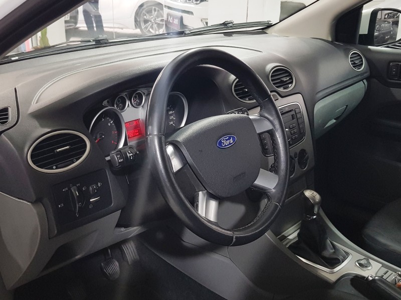 FOCUS 1.6 GLX SIGMA 16V FLEX 4P MANUAL - 2013 - CAXIAS DO SUL