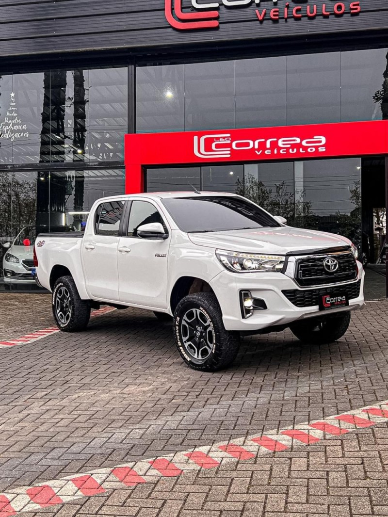 hilux 2.8 sr 4x4 cd 16v diesel 4p automatico 2020 canela