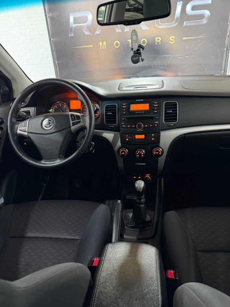 KORANDO 2.0 GLS 4X4 16V TURBO DIESEL 4P MANUAL - 2011 - CAXIAS DO SUL