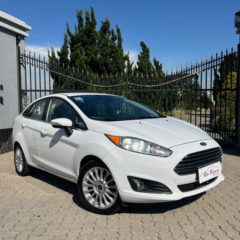 FIESTA 1.6 TITANIUM PLUS SEDAN 16V FLEX 4P AUTOMÁTICO - 2016 - CAXIAS DO SUL