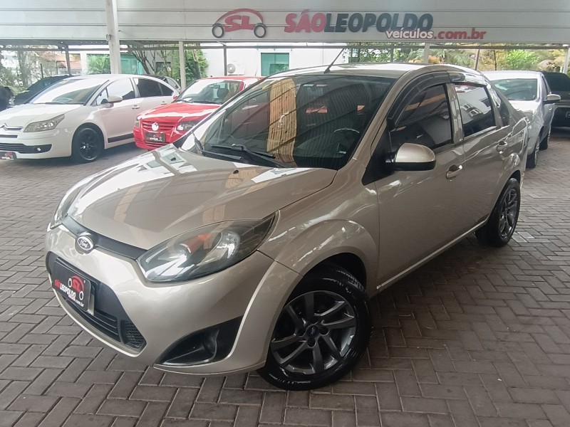 fiesta 1.0 mpi sedan 8v flex 4p manual 2011 caxias do sul