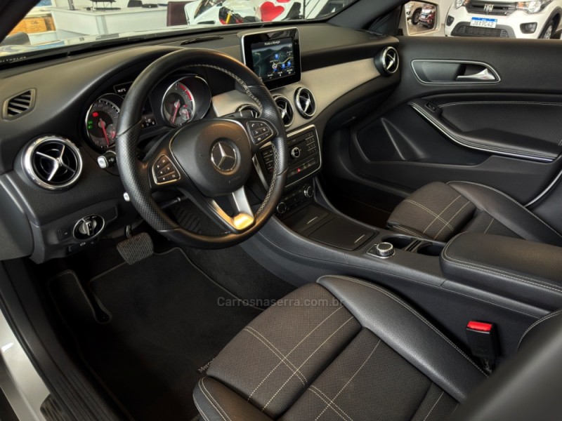 GLA 200 1.6 CGI STYLE 16V TURBO FLEX 4P AUTOMÁTICO - 2016 - BENTO GONçALVES