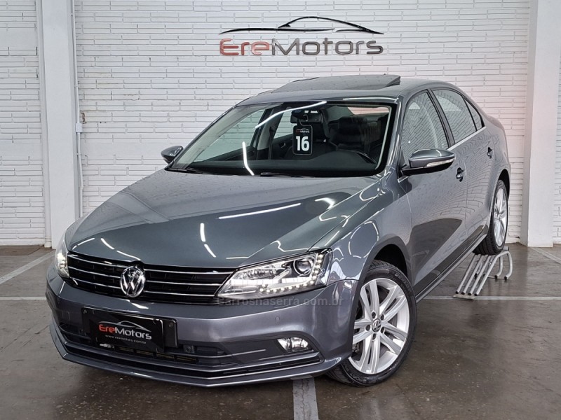 JETTA 2.0 TSI HIGHLINE 211CV GASOLINA 4P DSG - 2016 - ERECHIM