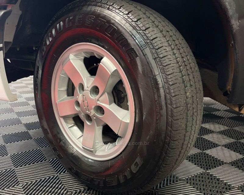 S10 2.4 MPFI ADVANTAGE 4X2 CD 8V FLEX 4P MANUAL - 2007 - VACARIA