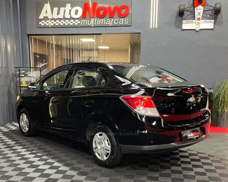 PRISMA 1.0 MPFI LT 8V FLEX 4P MANUAL - 2014 - VACARIA