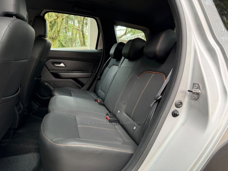 DUSTER 1.3 TCE ICONIC PLUS FLEX 4P AUTOMÁTICA - 2025 - DOIS IRMãOS