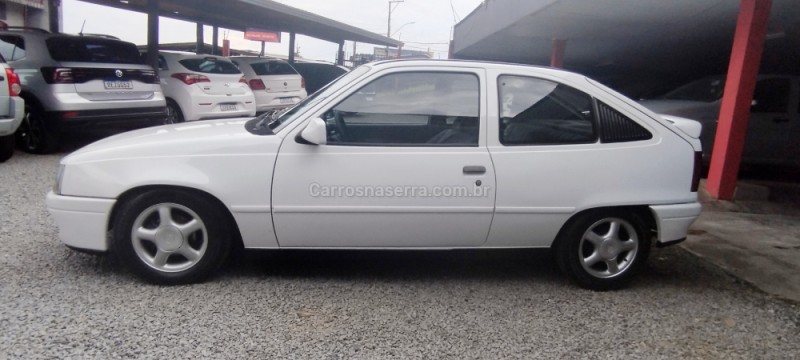 KADETT 2.0 MPFI GLS 8V GASOLINA 2P MANUAL - 1998 - FARROUPILHA