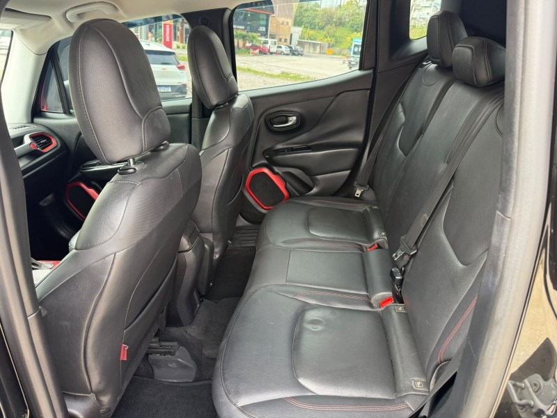RENEGADE 2.0 16V TURBO DIESEL TRAILHAWK 4P 4X4 AUTOMÁTICO - 2016 - CAXIAS DO SUL