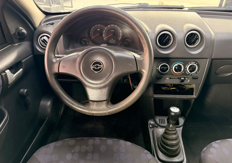 PRISMA 1.4 MPFI JOY 8V FLEX 4P MANUAL - 2008 - CANELA
