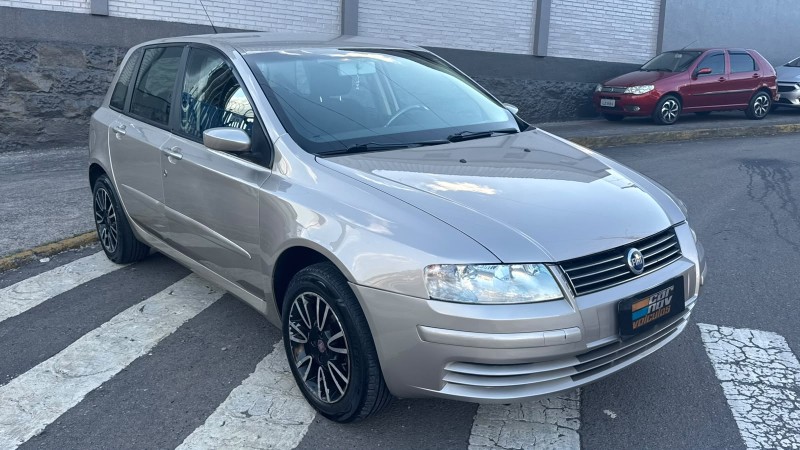 stilo 1.8 mpi 8v gasolina 4p manual 2006 caxias do sul