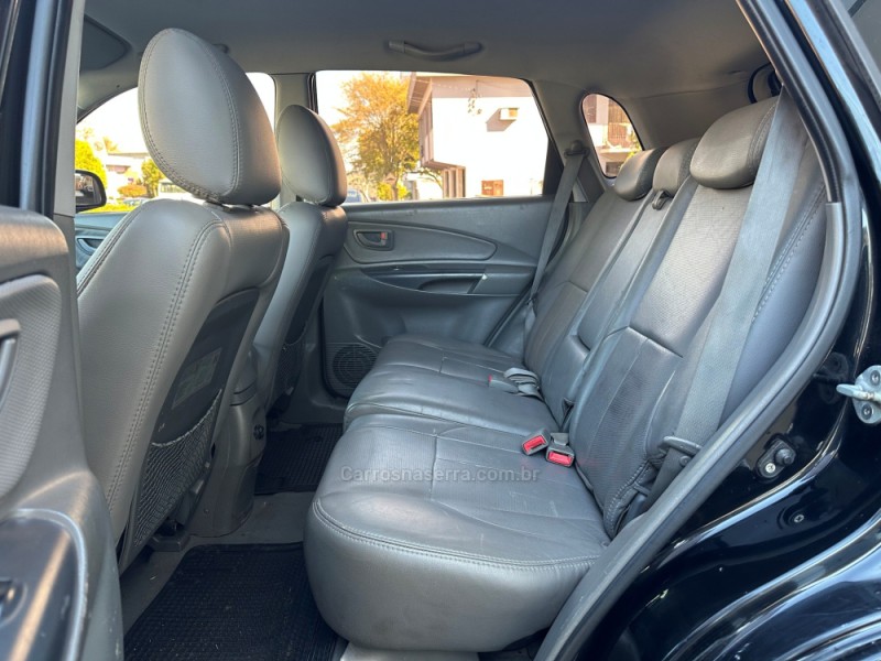 TUCSON 2.0 MPFI GL 16V 142CV 2WD GASOLINA 4P MANUAL - 2008 - GUAPORé