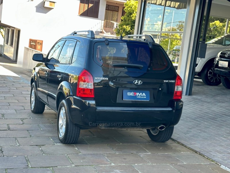 TUCSON 2.0 MPFI GL 16V 142CV 2WD GASOLINA 4P MANUAL - 2008 - GUAPORé