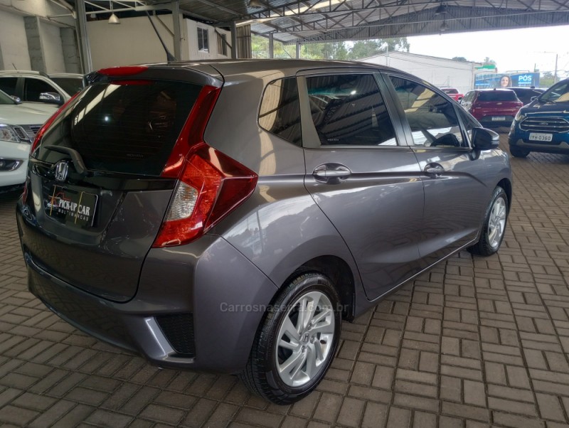 FIT 1.5 LX 16V FLEX 4P MANUAL - 2017 - CAXIAS DO SUL