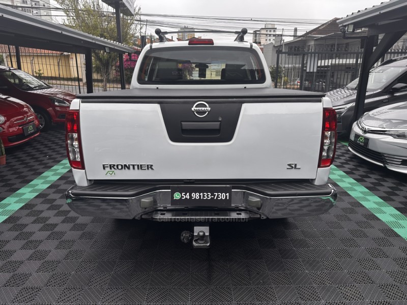 FRONTIER 2.5 SL 4X4 CD TURBO ELETRONIC DIESEL 4P AUTOMÁTICO - 2015 - CAXIAS DO SUL