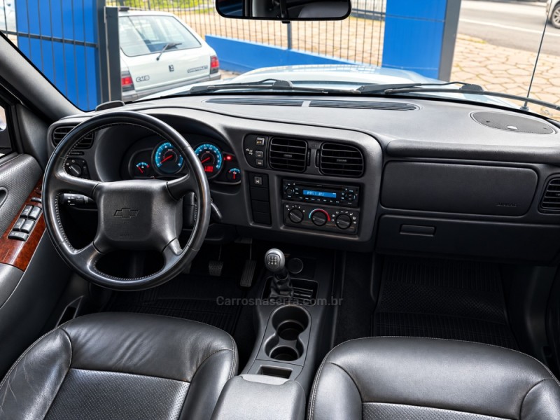 S10 2.8 EXECUTIVE 4X4 CD 12V TURBO ELECTRONIC INTERCOOLER DIESEL 4P MANUAL - 2011 - CAXIAS DO SUL