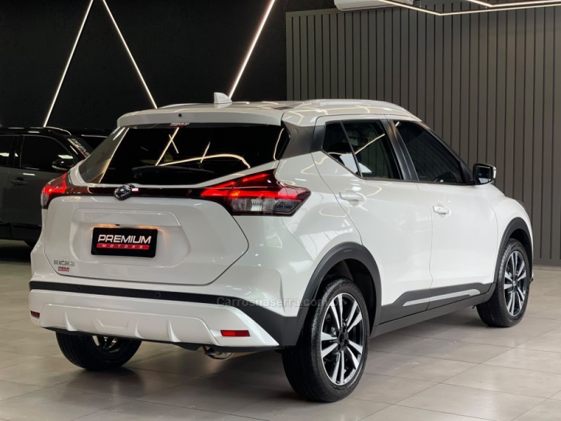 KICKS 1.6 ADVANCE 16V FLEX 4P AUTOMÁTICO - 2022 - DOIS IRMãOS