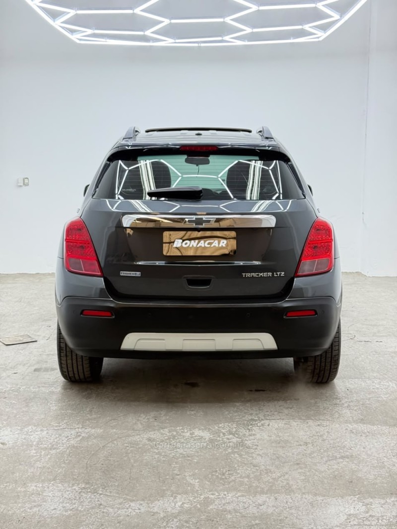 TRACKER 1.8 MPFI LTZ 4X2 16V FLEX 4P AUTOMÁTICO - 2014 - CAXIAS DO SUL