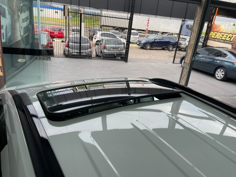 TRACKER 1.8 MPFI LTZ 4X2 16V FLEX 4P AUTOMÁTICO - 2015 - PORTãO