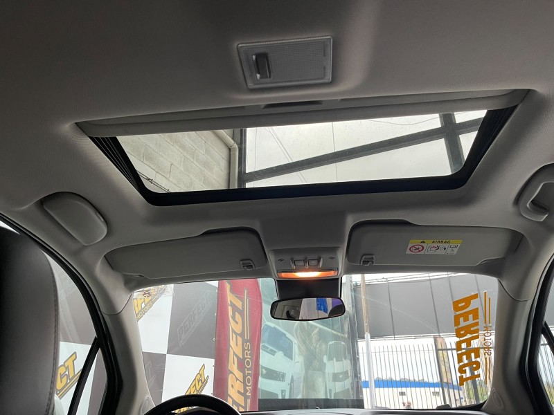 TRACKER 1.8 MPFI LTZ 4X2 16V FLEX 4P AUTOMÁTICO - 2015 - PORTãO