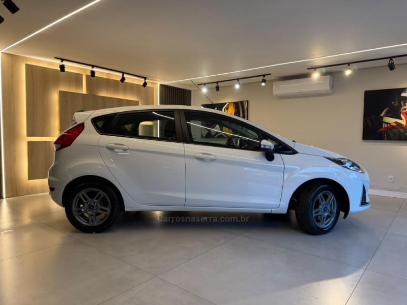 FIESTA 1.6 SEL HATCH 16V FLEX 4P MANUAL - 2019 - CANOAS