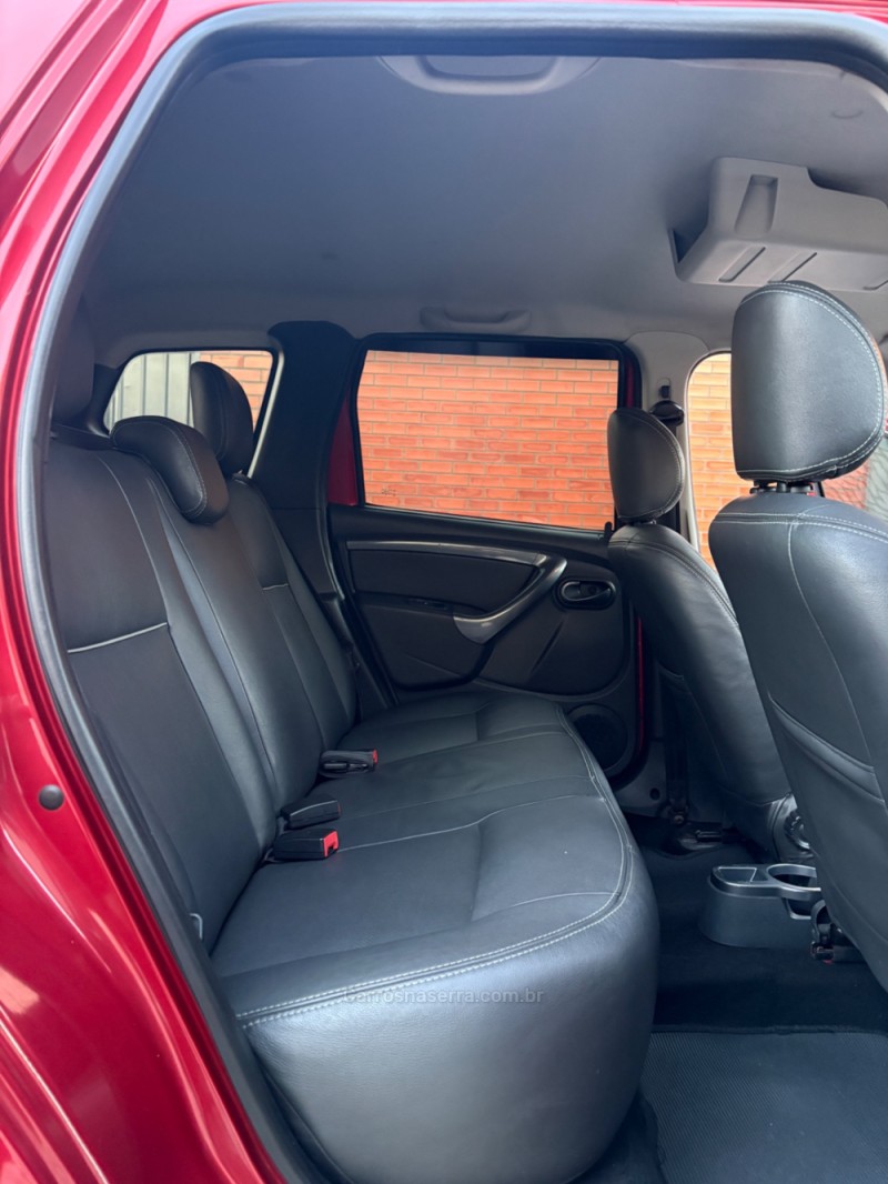 DUSTER 2.0 DYNAMIQUE 4X4 16V FLEX 4P MANUAL - 2013 - CAXIAS DO SUL