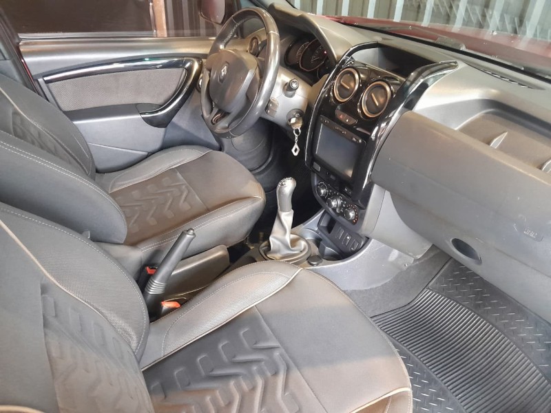 DUSTER 1.6 DYNAMIQUE 4X2 16V FLEX 4P MANUAL - 2017 - CAXIAS DO SUL