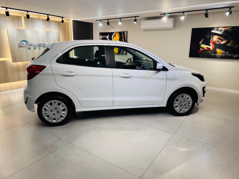 KA 1.0 SE PLUS 12V FLEX 4P MANUAL - 2019 - CANOAS