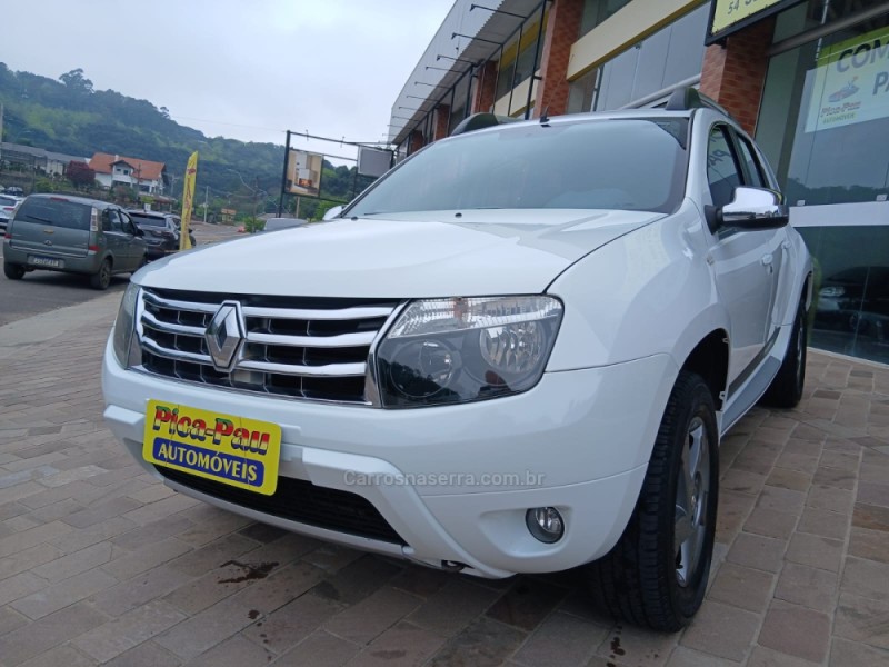 DUSTER 1.6 DYNAMIQUE 4X2 16V FLEX 4P MANUAL - 2014 - NOVA PETRóPOLIS