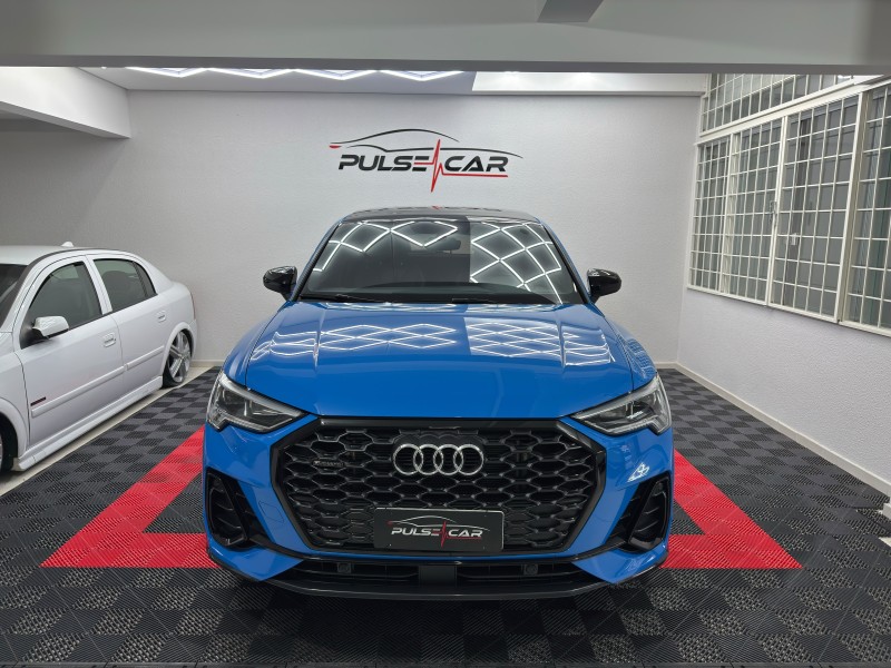 Q3 2.0 TFSI SPORTBACK PERFORMANCE BLACK QUATTRO GASOLINA 4P AUTOMÁTICO - 2022 - CAXIAS DO SUL