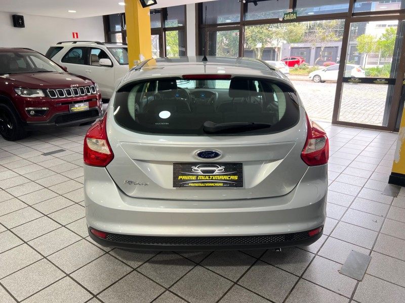 FOCUS 1.6 SE 16V FLEX 4P MANUAL - 2014 - CAXIAS DO SUL