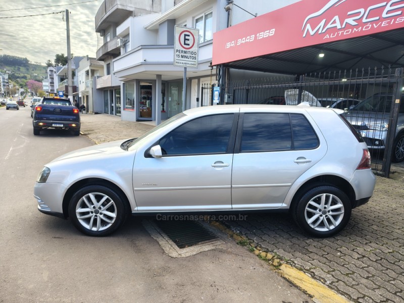 GOLF 1.6 MI SPORTLINE 8V FLEX 4P MANUAL - 2010 - GUAPORé