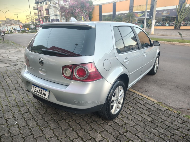 GOLF 1.6 MI SPORTLINE 8V FLEX 4P MANUAL - 2010 - GUAPORé