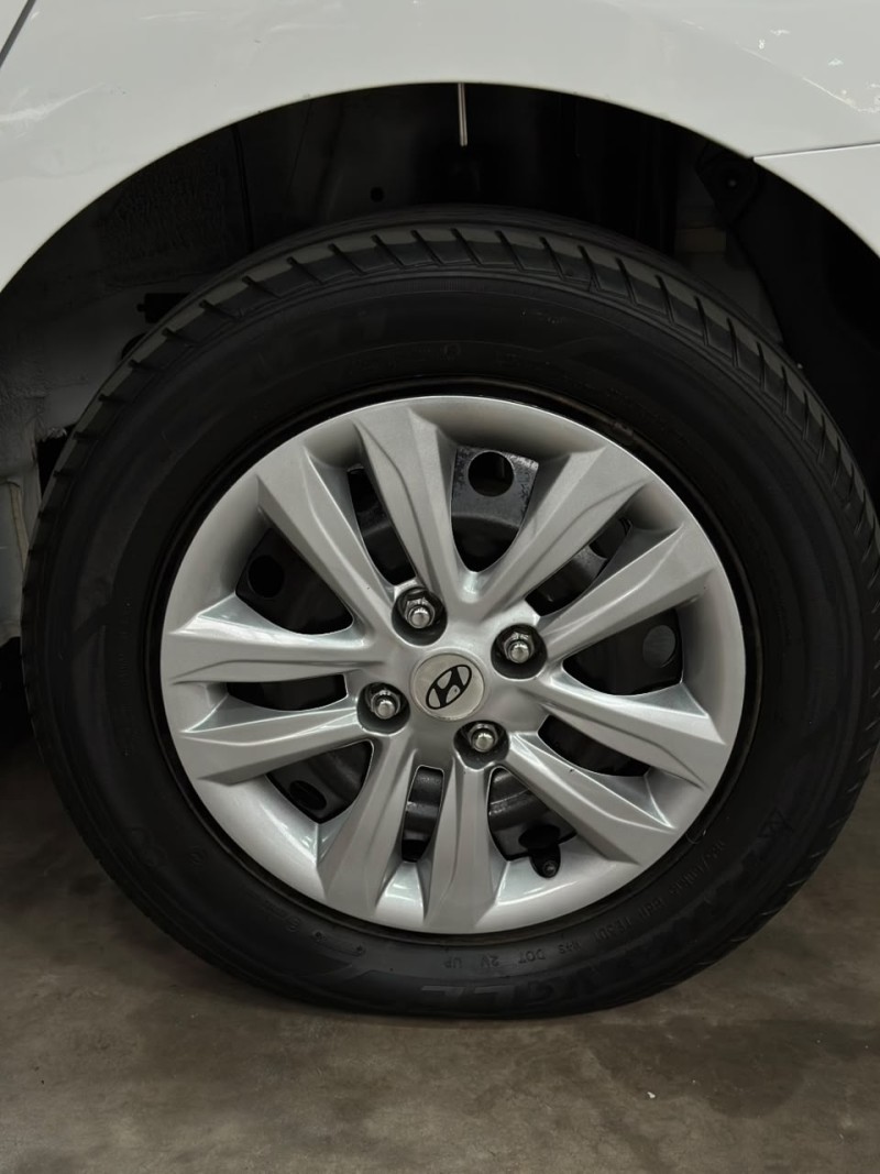 HB20S 1.6 COMFORT PLUS 16V FLEX 4P AUTOMÁTICO - 2018 - SãO LEOPOLDO