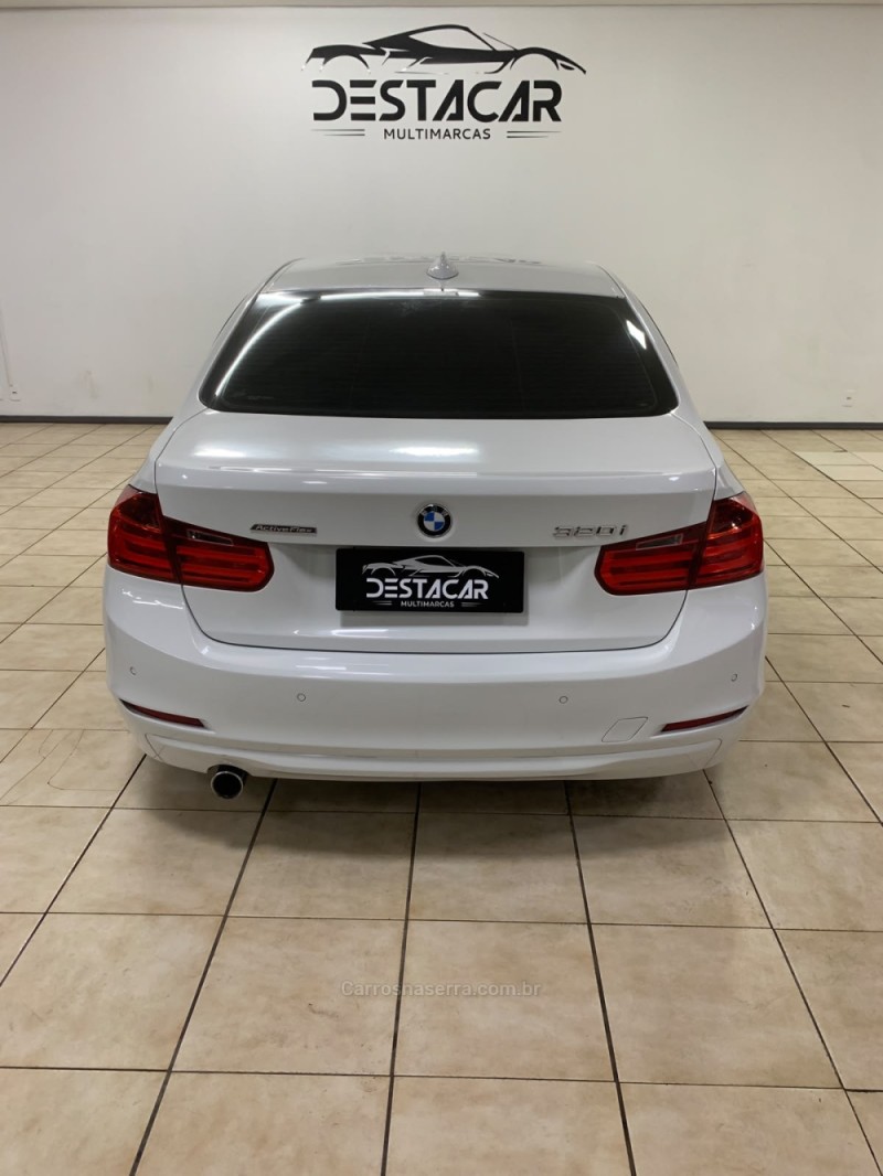 320I 2.0 16V TURBO ACTIVE FLEX 4P AUTOMÁTICO - 2014 - CAXIAS DO SUL