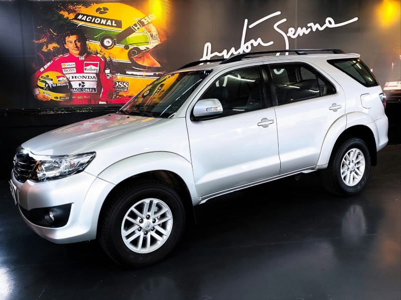 hilux sw4 2.7 sr 4x2 16v gasolina 4p automatico 2013 caxias do sul
