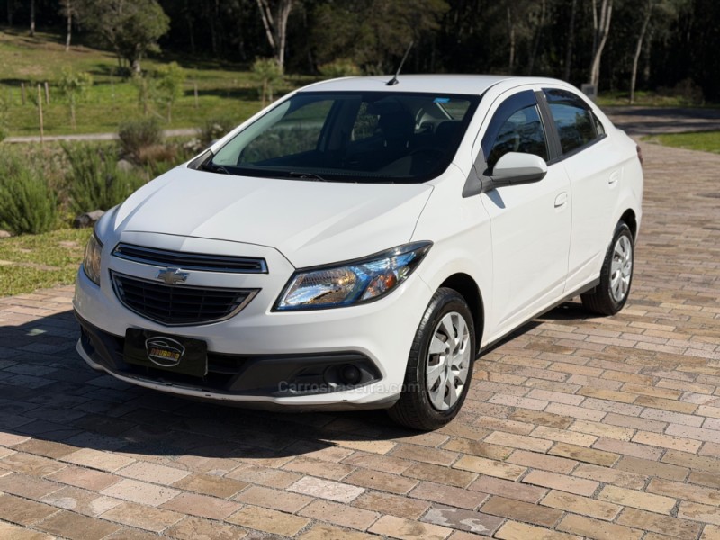 prisma 1.4 mpfi lt 8v flex 4p automatico 2015 gramado