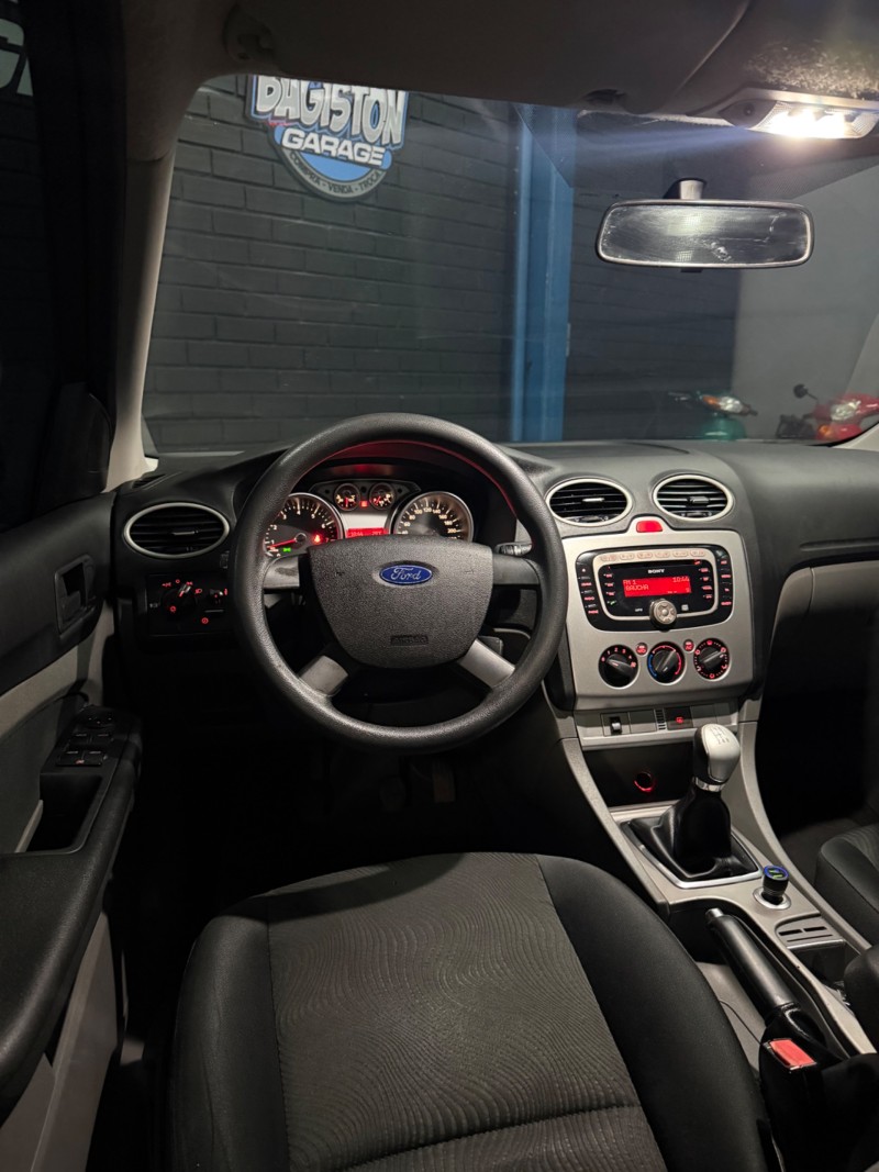 FOCUS 2.0 FC 16V GASOLINA 4P MANUAL - 2010 - CAXIAS DO SUL