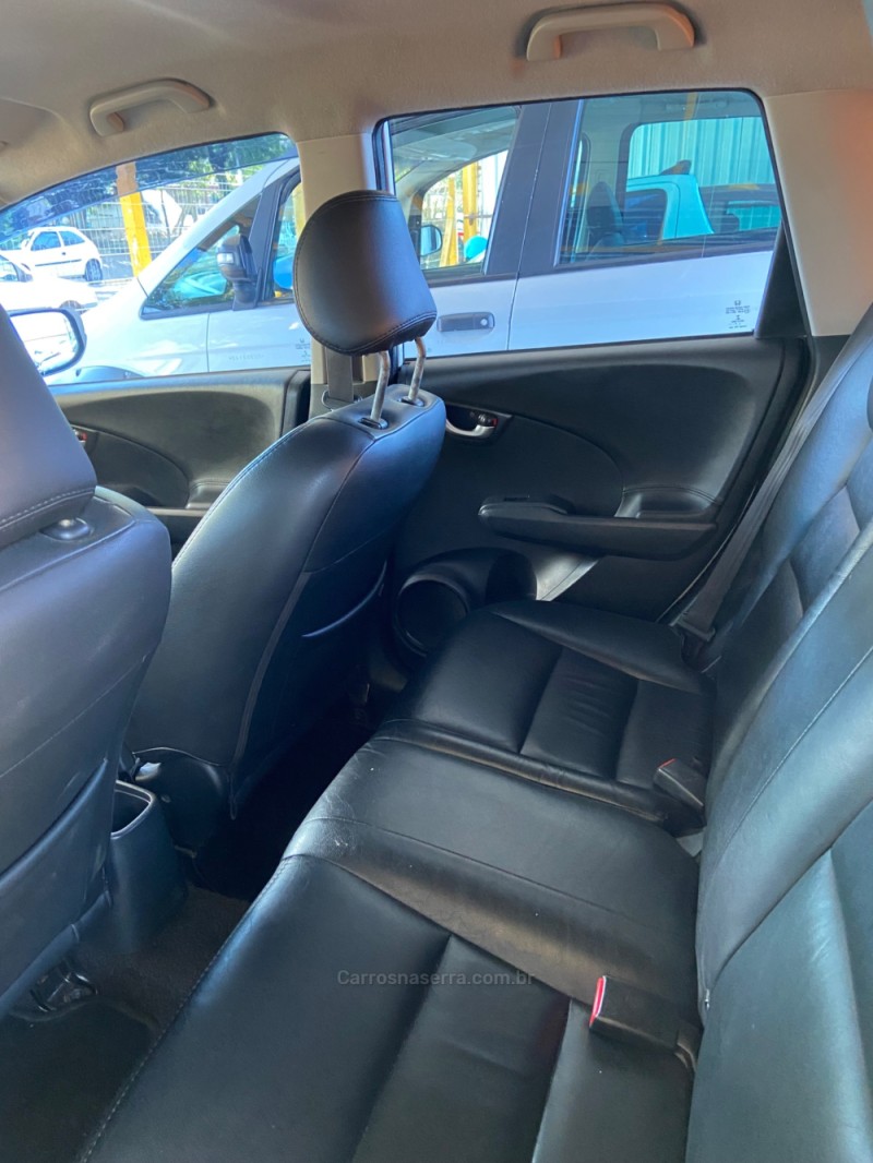 FIT 1.5 TWIST 16V FLEX 4P AUTOMÁTICO - 2014 - SAPIRANGA
