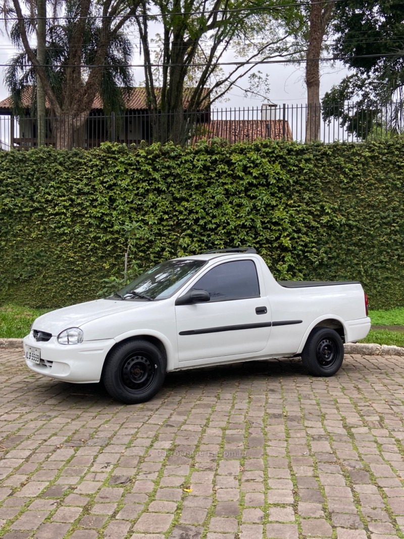 CORSA 1.6 MPFI GL CS PICK-UP 8V GASOLINA 2P MANUAL - 2003 - SAPIRANGA