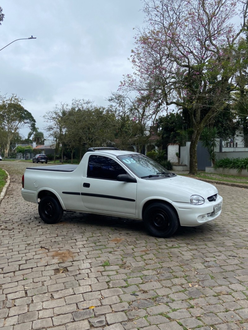 CORSA 1.6 MPFI GL CS PICK-UP 8V GASOLINA 2P MANUAL - 2003 - SAPIRANGA