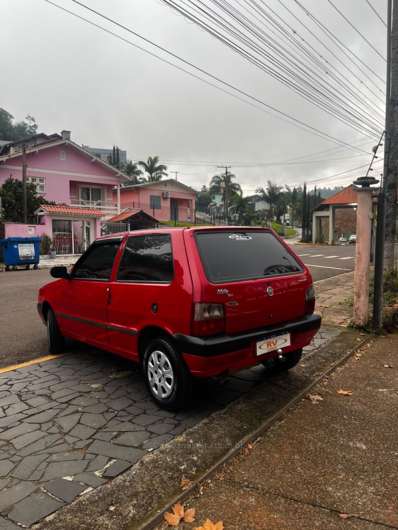 UNO 1.0 MPI MILLE FIRE ECONOMY 8V FLEX 4P MANUAL - 2013 - CARLOS BARBOSA