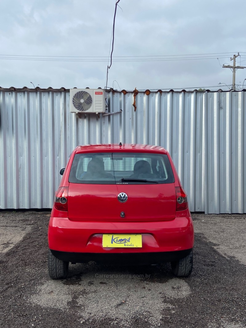 FOX 1.0 ITREND 8V FLEX 4P MANUAL - 2009 - SAPIRANGA