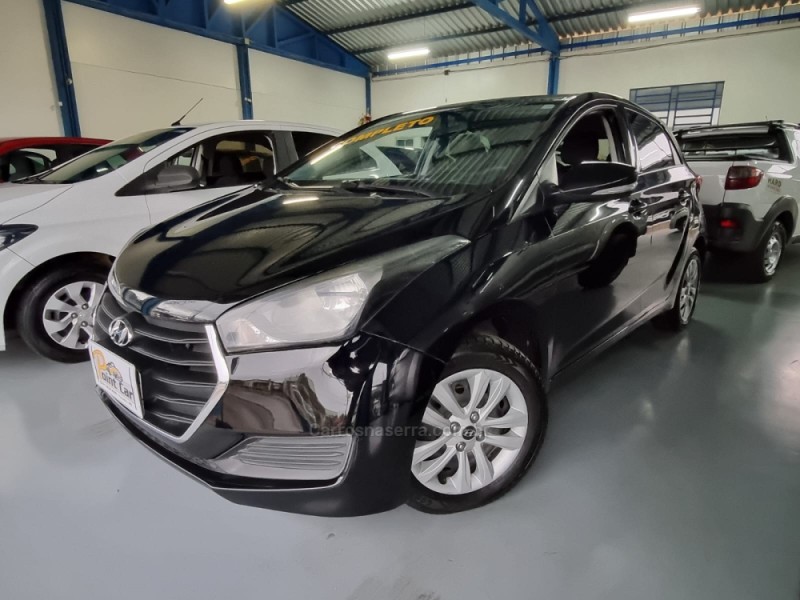 HB20 1.6 COMFORT PLUS 16V FLEX 4P MANUAL - 2017 - VACARIA