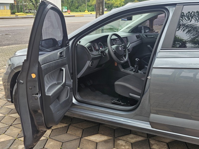POLO 1.0 MPI TRACK 4P MANUAL - 2023 - BOM PRINCíPIO