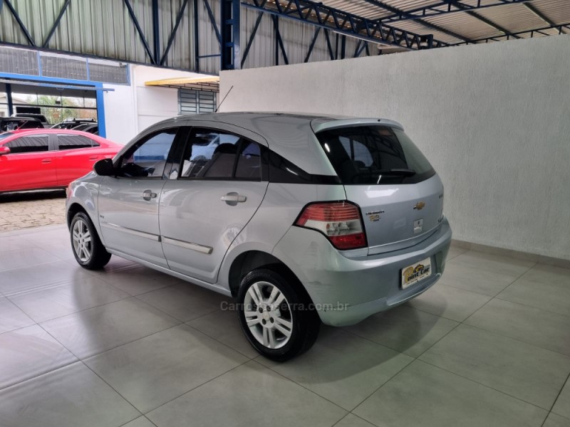 AGILE 1.4 MPFI LTZ 8V FLEX 4P MANUAL - 2011 - VACARIA